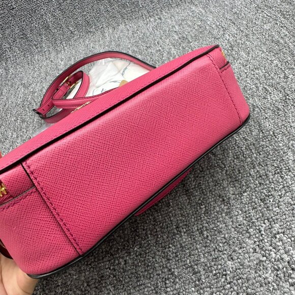 Prada Leather Shoulder Bag 850-071425 - Picture 4 of 15